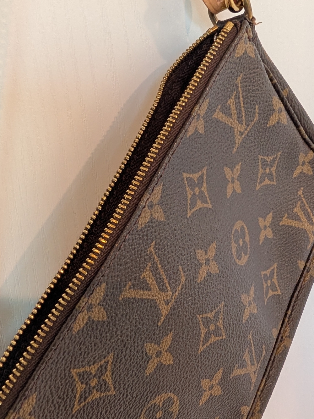 Louis Vuitton Vintage Brown Monogram Pochette - Picture 5 of 9